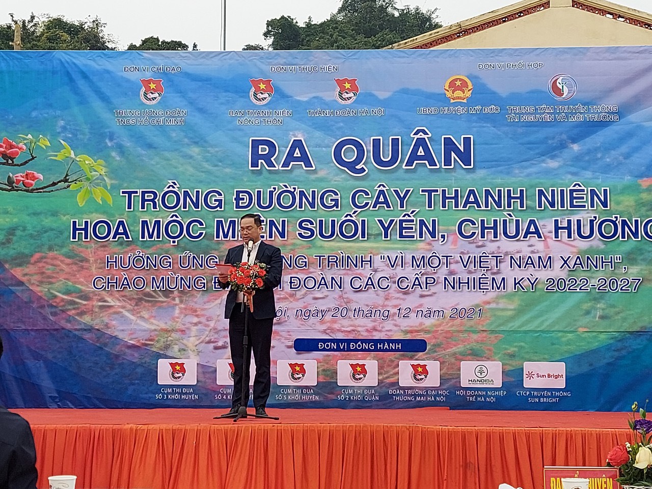 z3037701546254_32dff4773ca52a2ab25670e2d9c46718